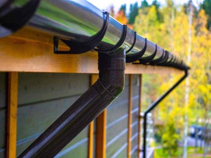 Prevent Leaks with Quality Eavestroughs